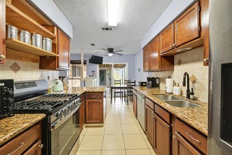 Photo of 6310 Manx Street, Houston, TX 77083 (MLS # 63554098)