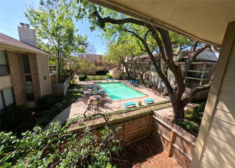 Photo of 1881 Bering Drive #6, Houston, TX 77057 (MLS # 15213009)