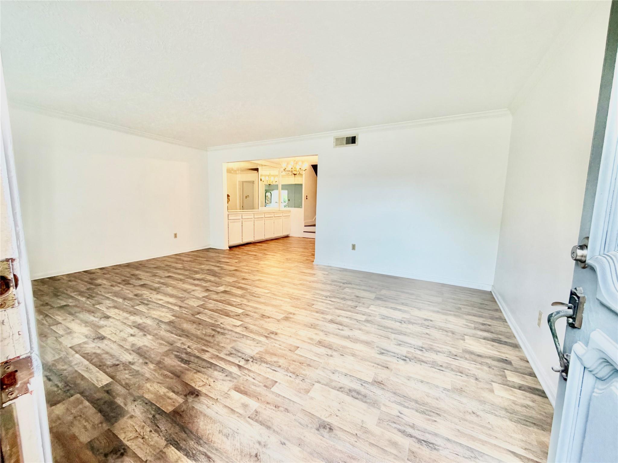 1311 Town Circle 4