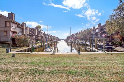 Photo of 2619 Sailboat Drive, Houston, TX 77058 (MLS # 15238416)