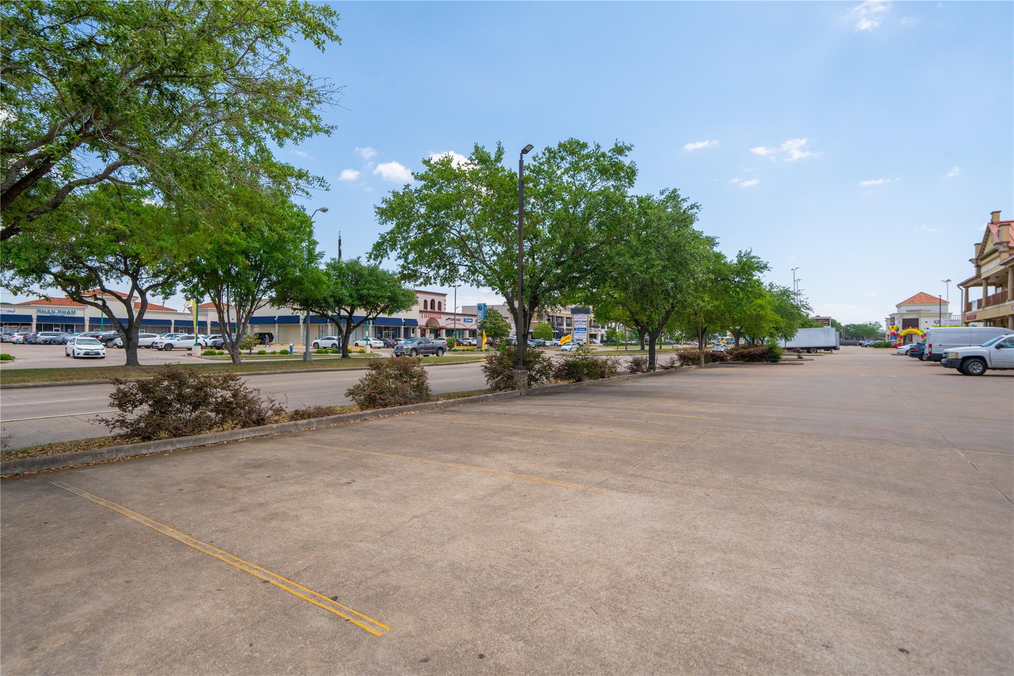 12989 Bellaire Boulevard 3