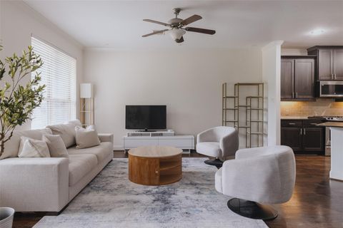 Photo of 411 Via Regatta Drive, Webster, TX 77598 (MLS # 21000706)