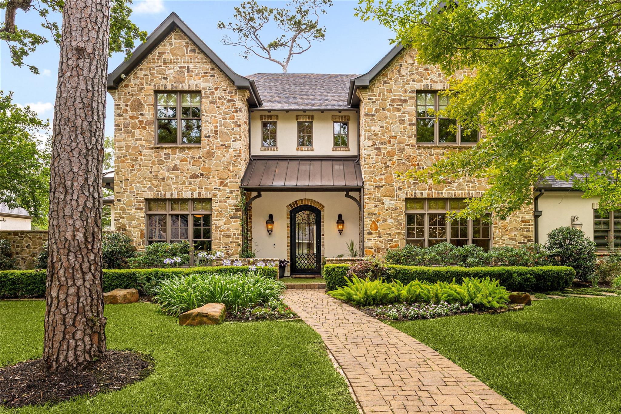 735 Timber Hill Drive