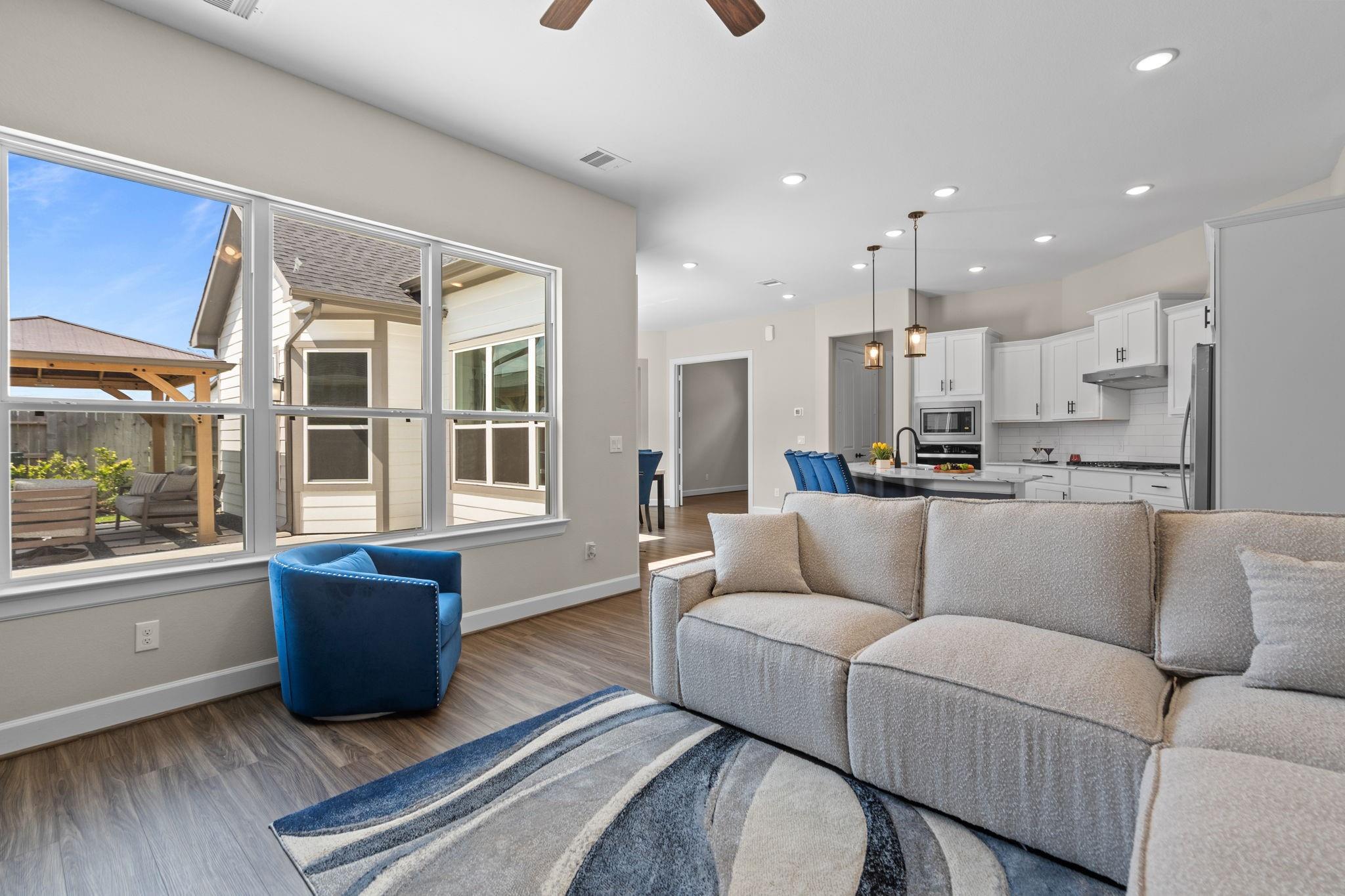 1306 Hidden Oaks
