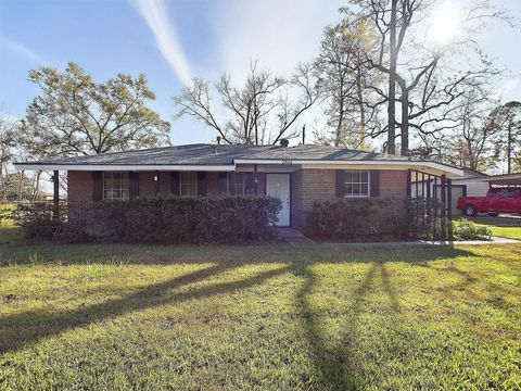 Photo of 2814 Balmorhea Avenue, Houston, TX 77039 (MLS # 44956885)