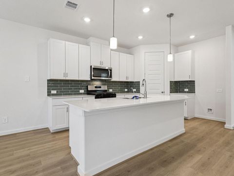 627 Sand Dollar Drive Kemah TX 77565