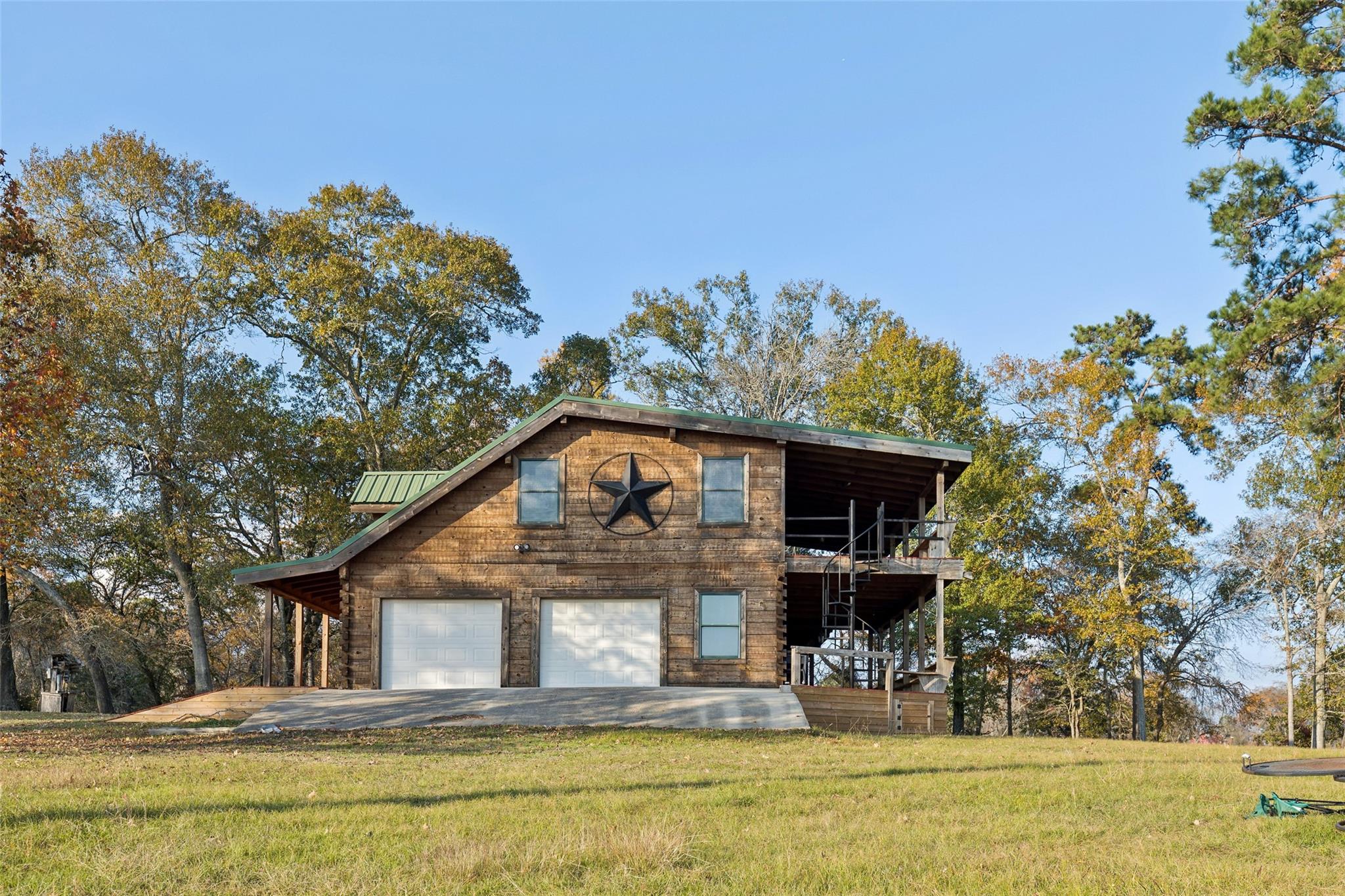 384 Lonesome Dove Trail