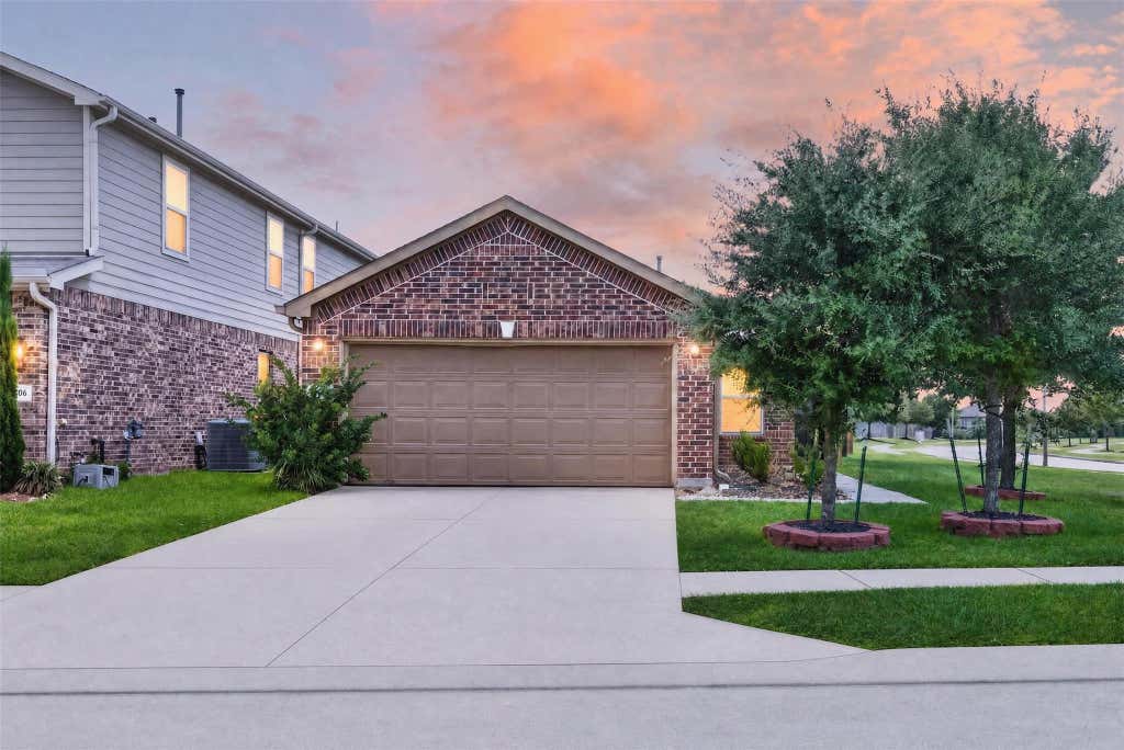 Photo of 5202 Pine Forest Ridge Street, Katy, TX 77493 (MLS # 65553536)