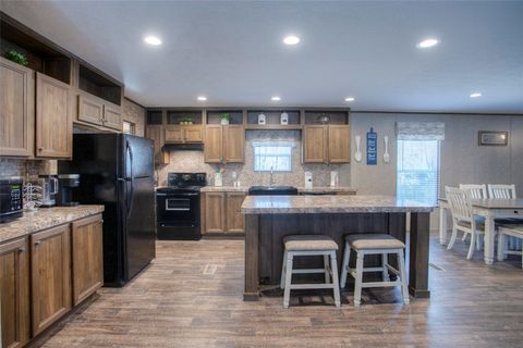 Homes For Sale - 277 Rio Grande Drive<br/> Trinity, TX 75862