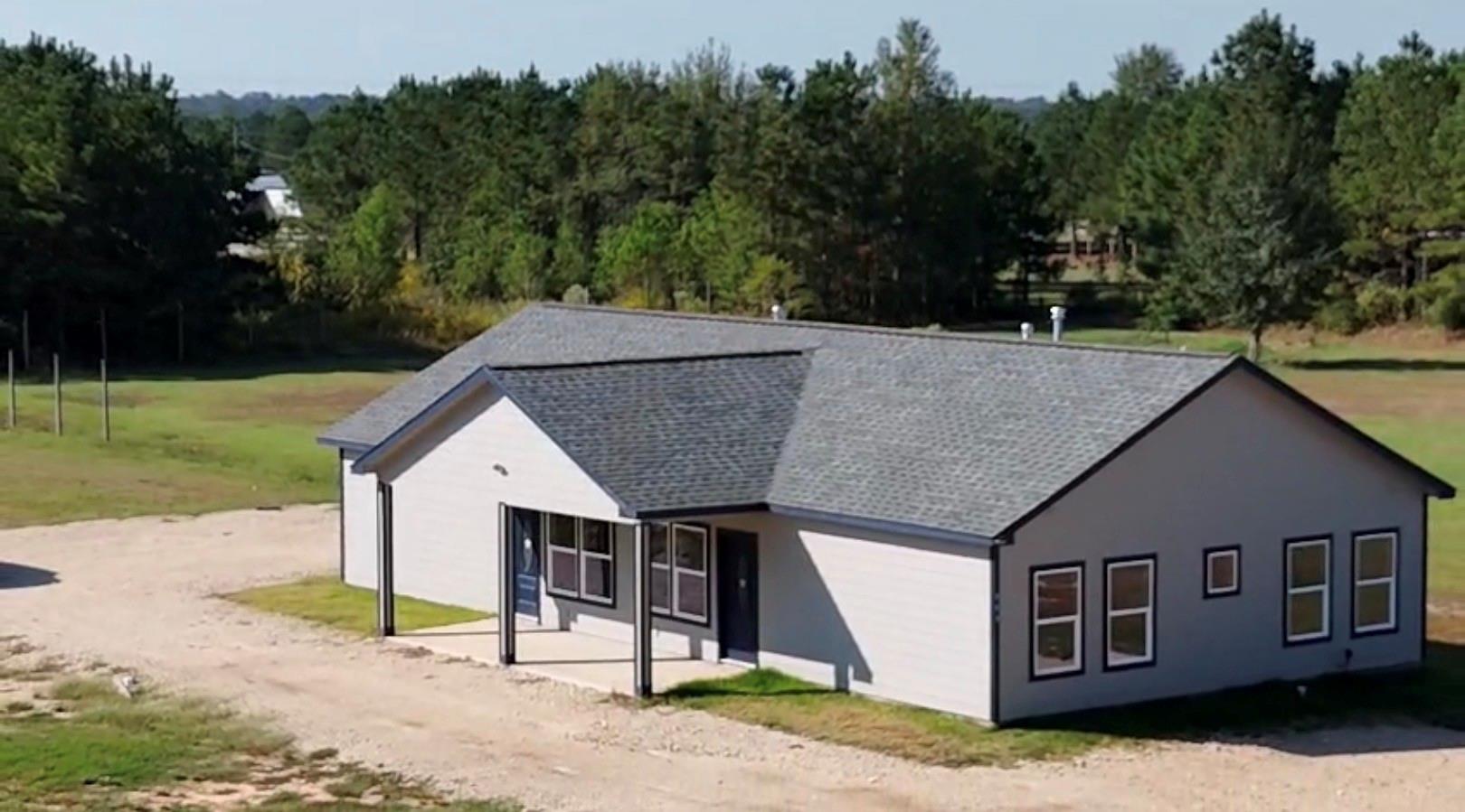 111 County Road 5122