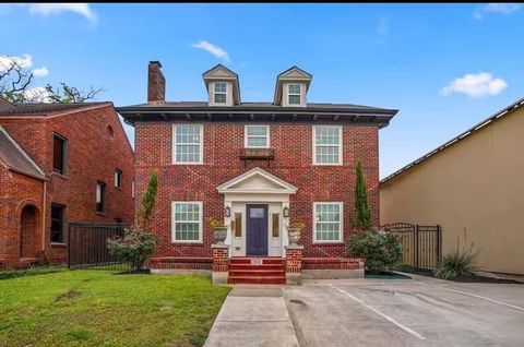 Photo of 1912 Arbor Street #3, Houston, TX 77004 (MLS # 55414123)