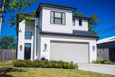 Photo of 8810 Carousel Lane A Ln, Houston, TX 77080 (MLS # 32398853)