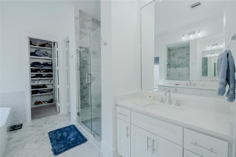 Tiny photo for 8810 Carousel Lane A Ln, Houston, TX 77080 (MLS # 32398853)