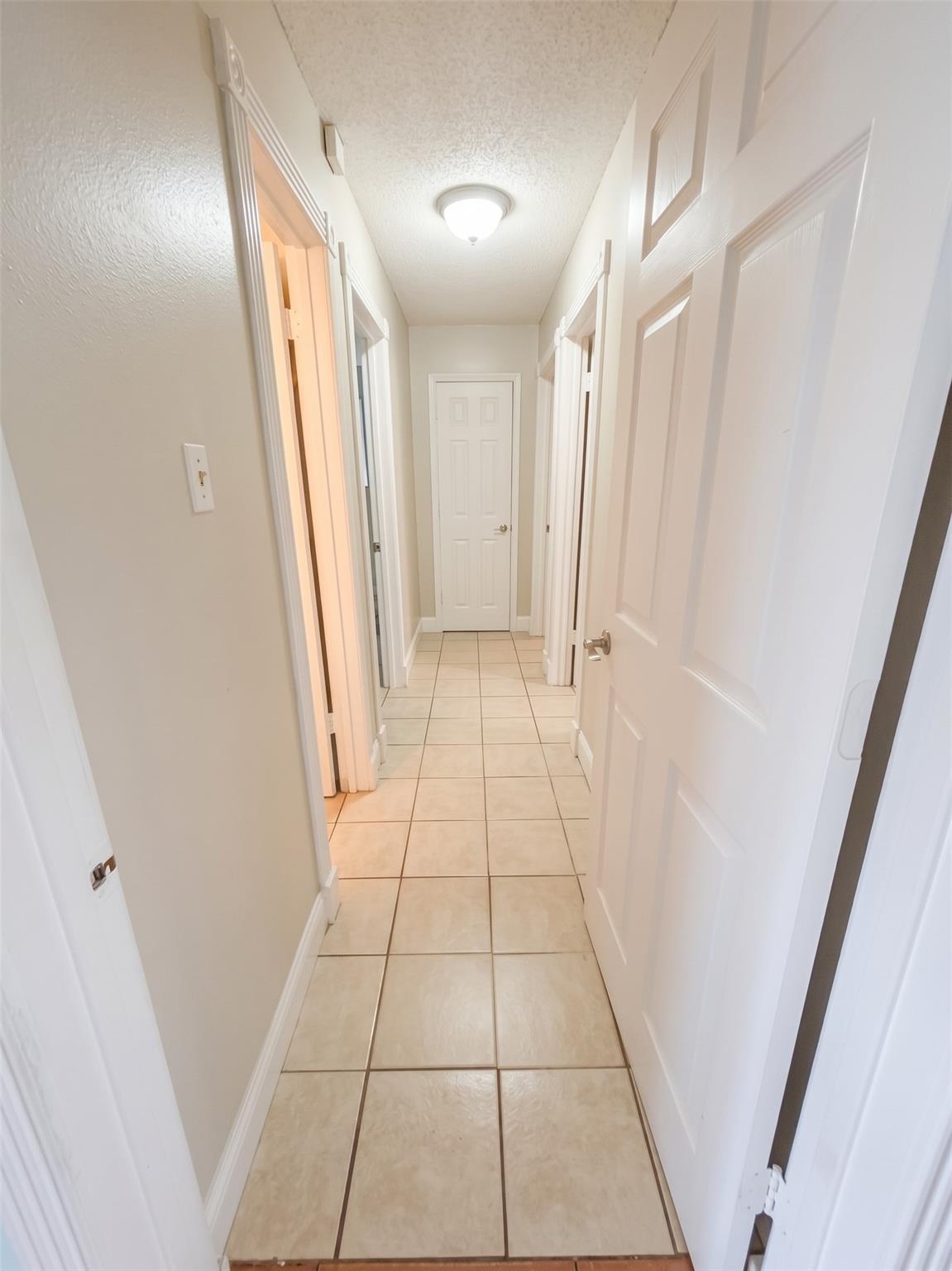 7410 Canary Circle