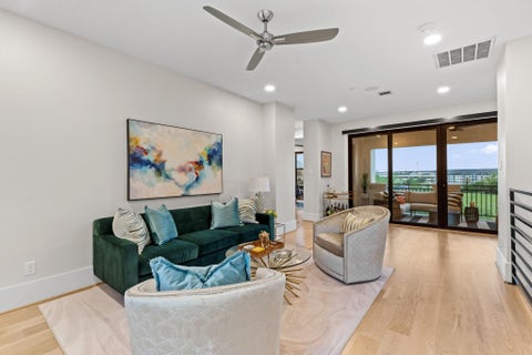 Tiny photo for 611 N Live Oak Street, Houston, TX 77003 (MLS # 78739704)