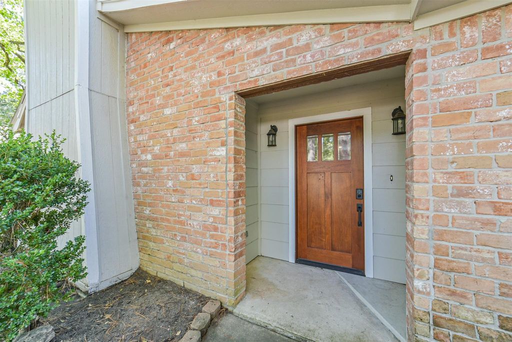 Photo of 10503 Windriver Drive, Houston, TX 77070 (MLS # 74985325)