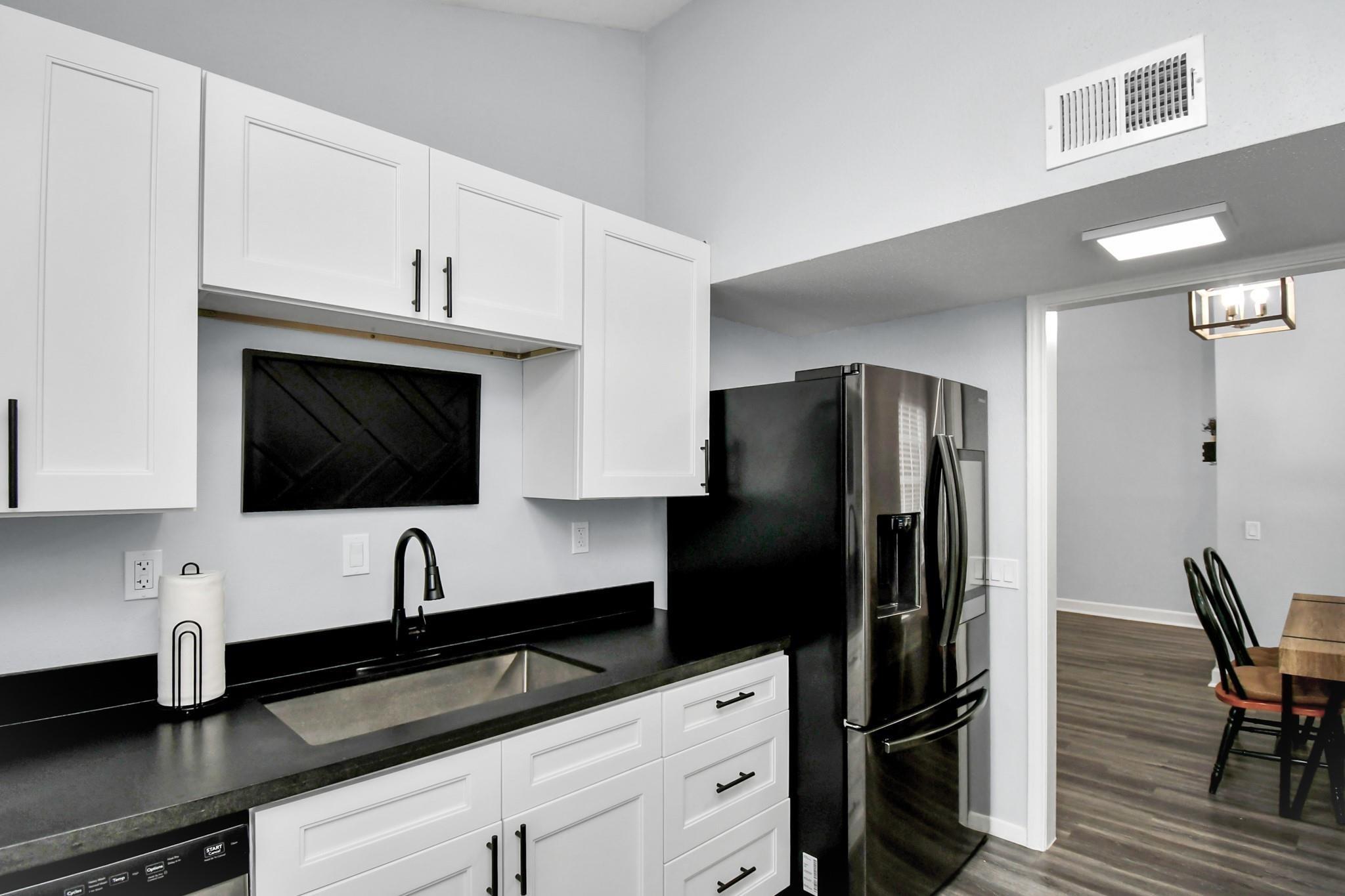 9809 Richmond Avenue B13