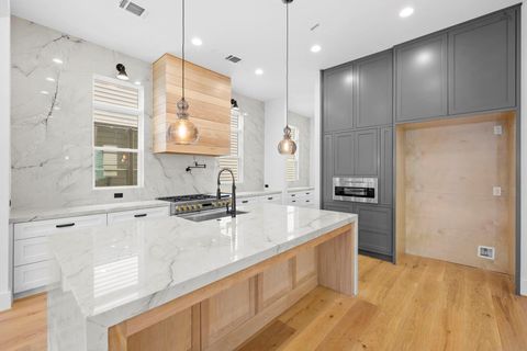 Photo of 1520 Nicholson Street, Houston, TX 77008 (MLS # 12674614)