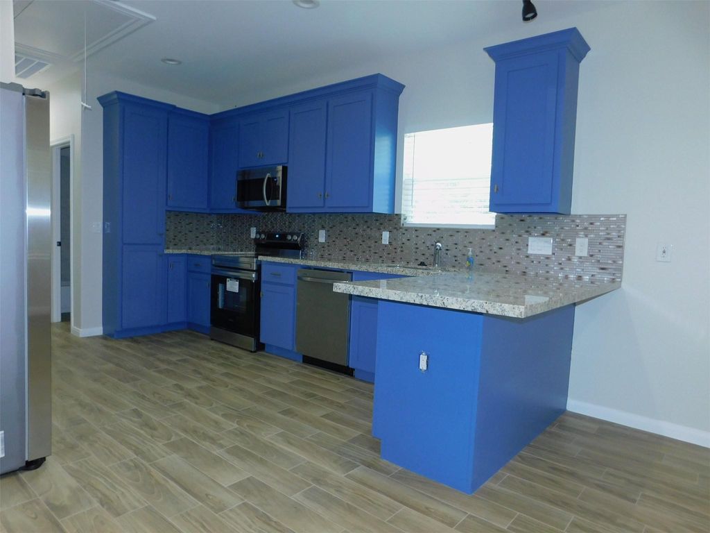 Photo of 904 W Sealy #B, Alvin, TX 77511 (MLS # 57586368)