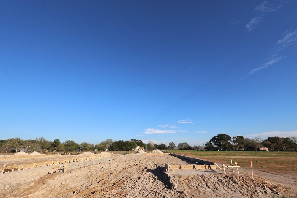 16814 Burr Oak Colony Street