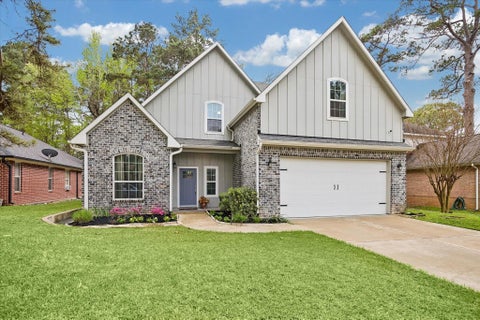 Photo of 13219 Salem Circle, Montgomery, TX 77356 (MLS # 71502932)