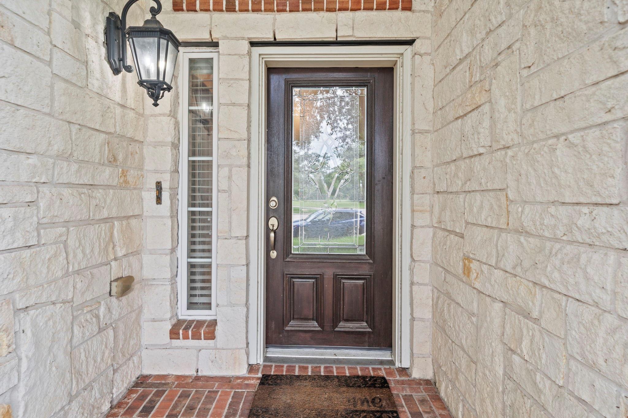 8407 Idle Wind Court