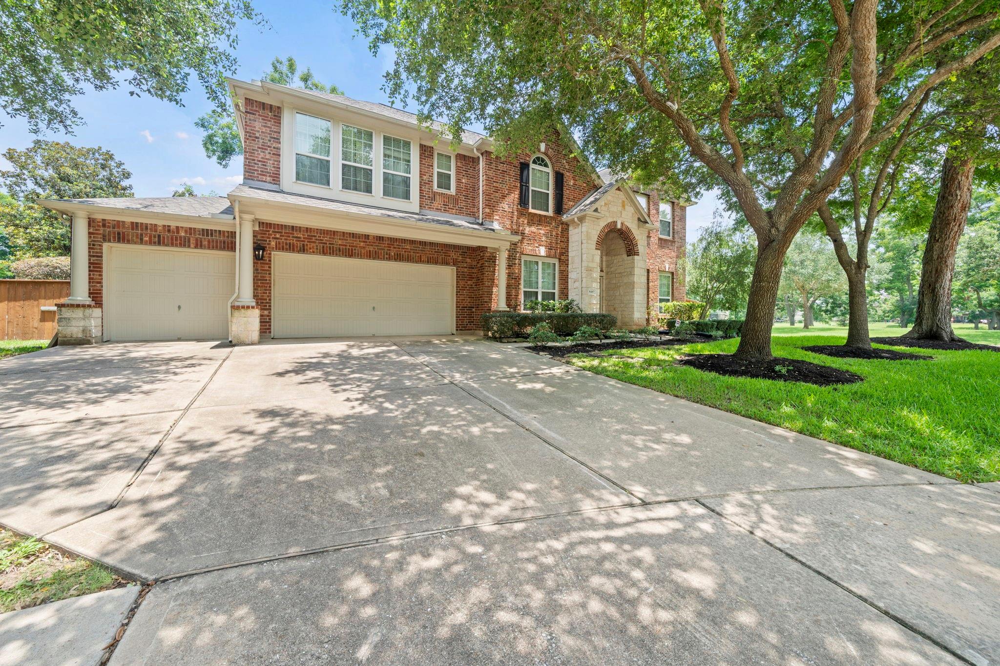 8407 Idle Wind Court