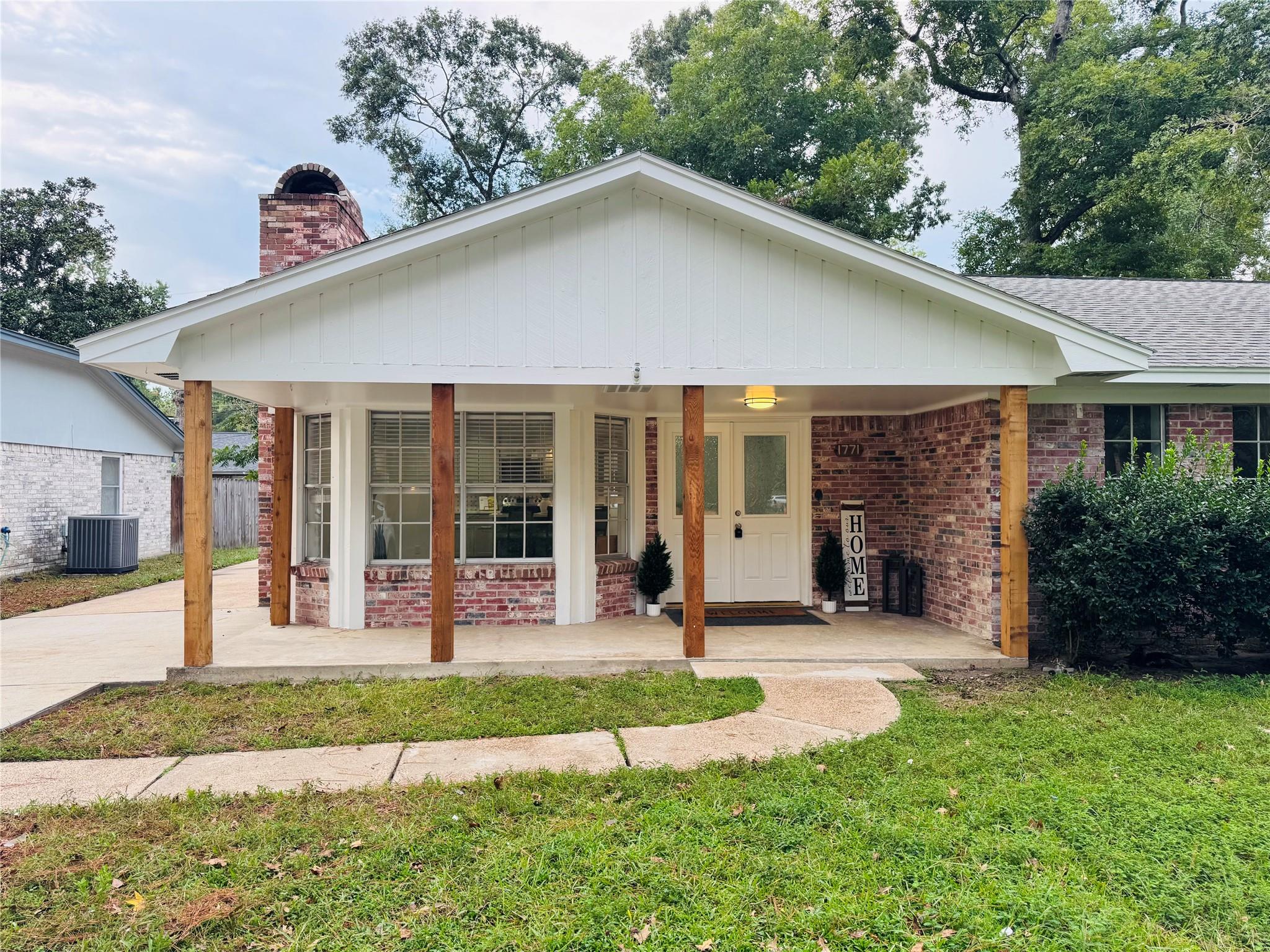 1771 Woodway Drive