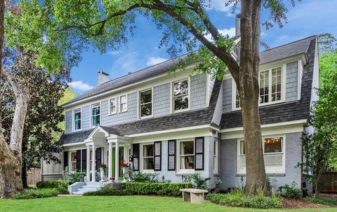 Photo of 1836 Wroxton Road, Houston, TX 77005 (MLS # 86577552)