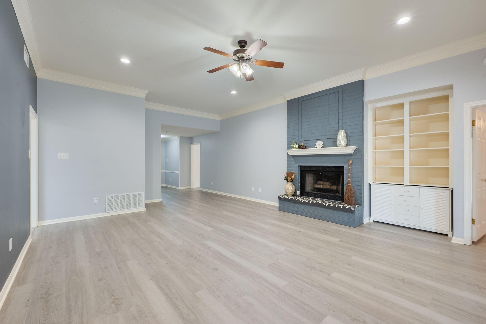 4608 Valleybrook Circle