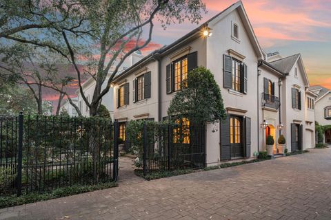 Photo of 5012 Tangle Lane, Houston, TX 77056 (MLS # 17706118)