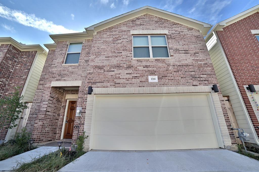 Photo of 3719 Main Poplar Drive, Houston, TX 77025 (MLS # 29837349)