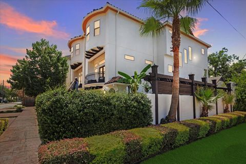 Photo of 5627 Rose Street, Houston, TX 77007 (MLS # 42125390)