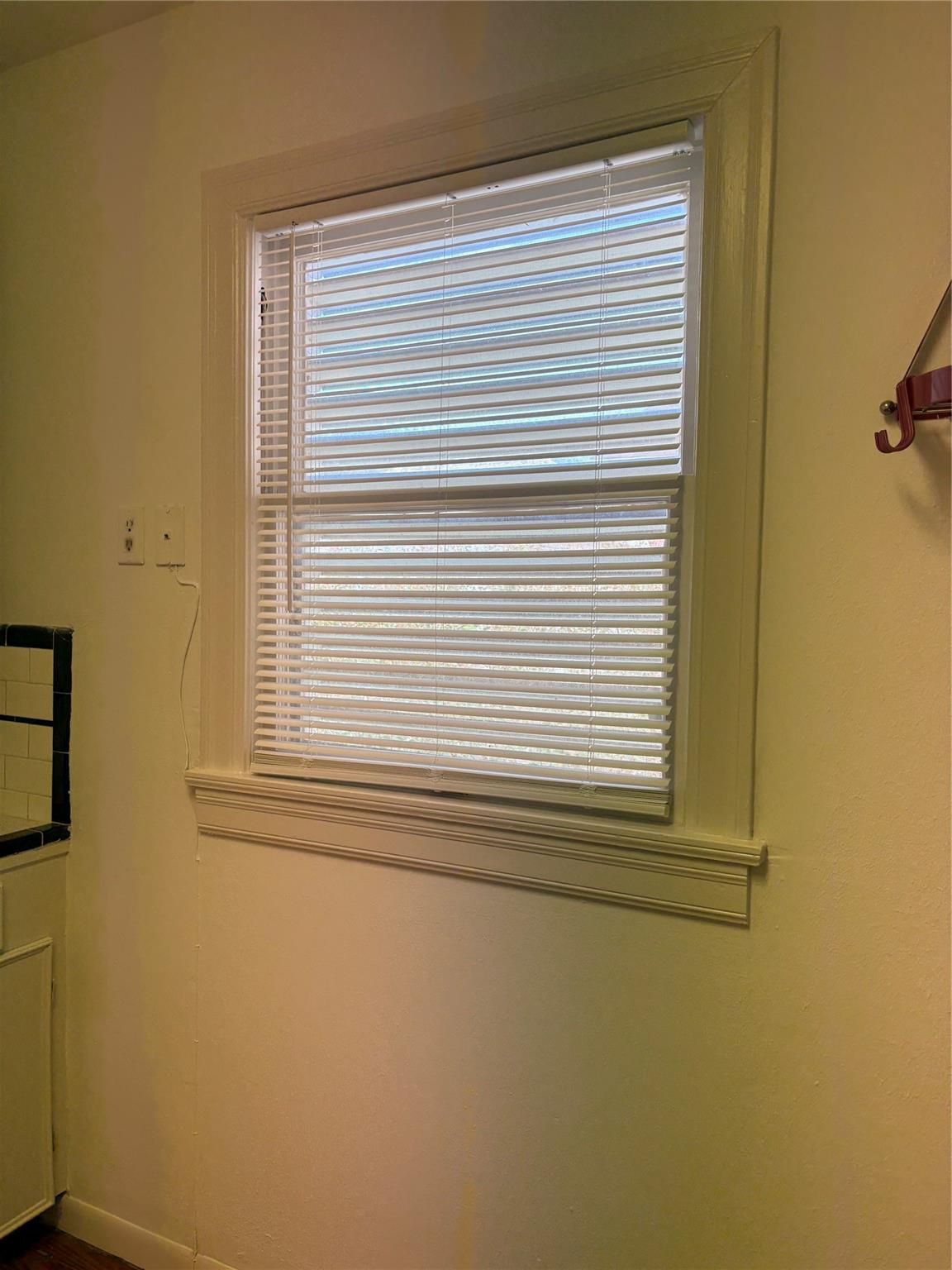 2011 33rd Street