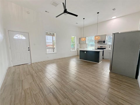 Photo of 306 Stiles Street #A, Houston, TX 77011 (MLS # 92793481)