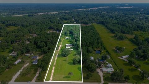 Photo of 905 County Road 379, Cleveland, TX 77328 (MLS # 49897546)