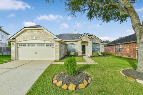 Photo of 12003 Gembrook Lane, Houston, TX 77089 (MLS # 2055242)