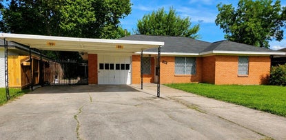 2123 Linden Creek Ln – Investment Home