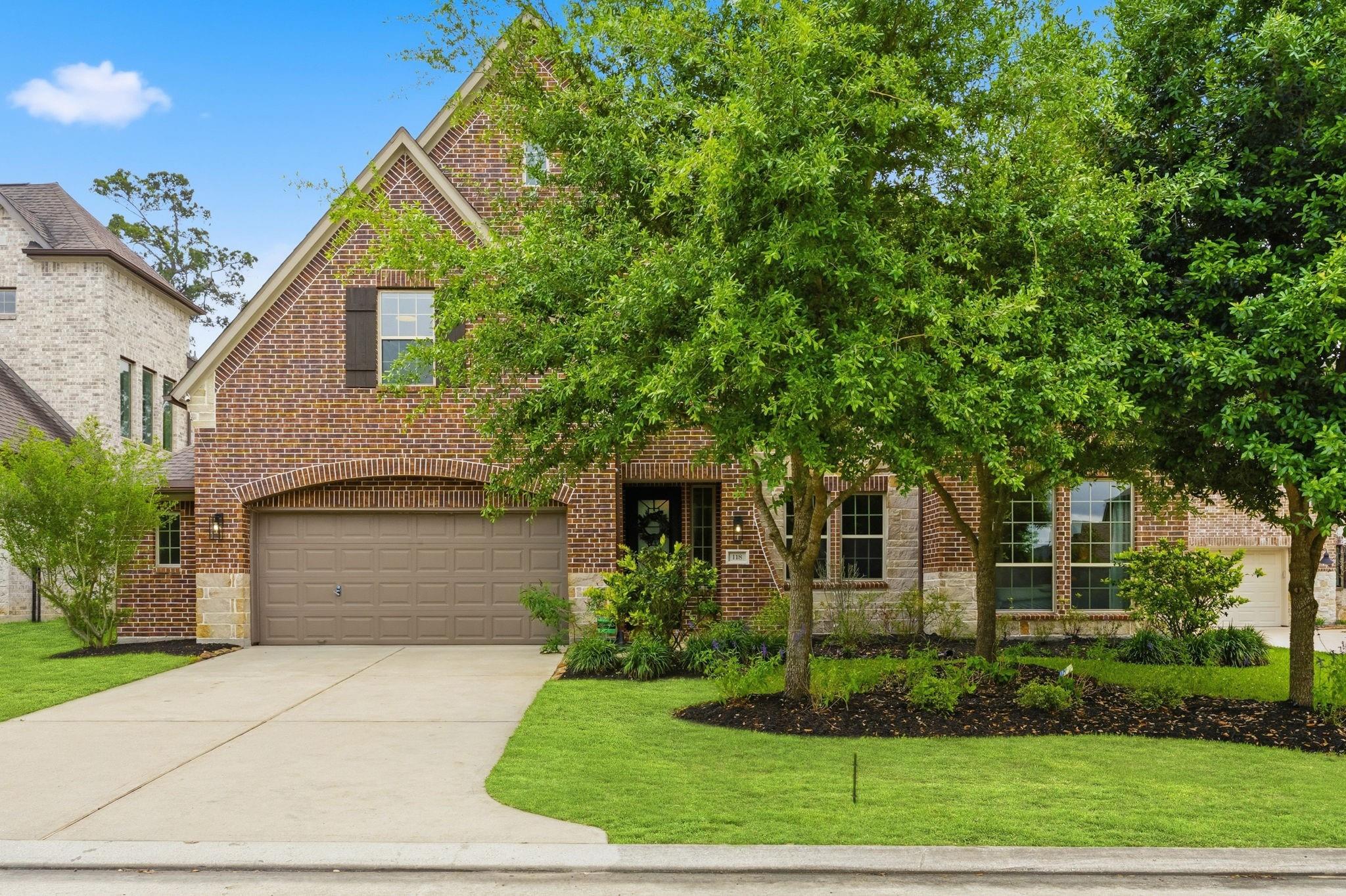 118 N Winter Sunrise Circle