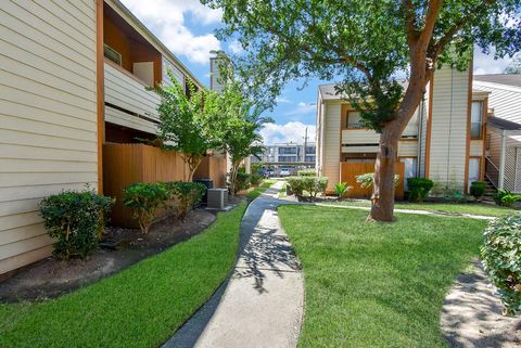 Photo of 10202 Forum Park Drive #15, Houston, TX 77036 (MLS # 39741773)