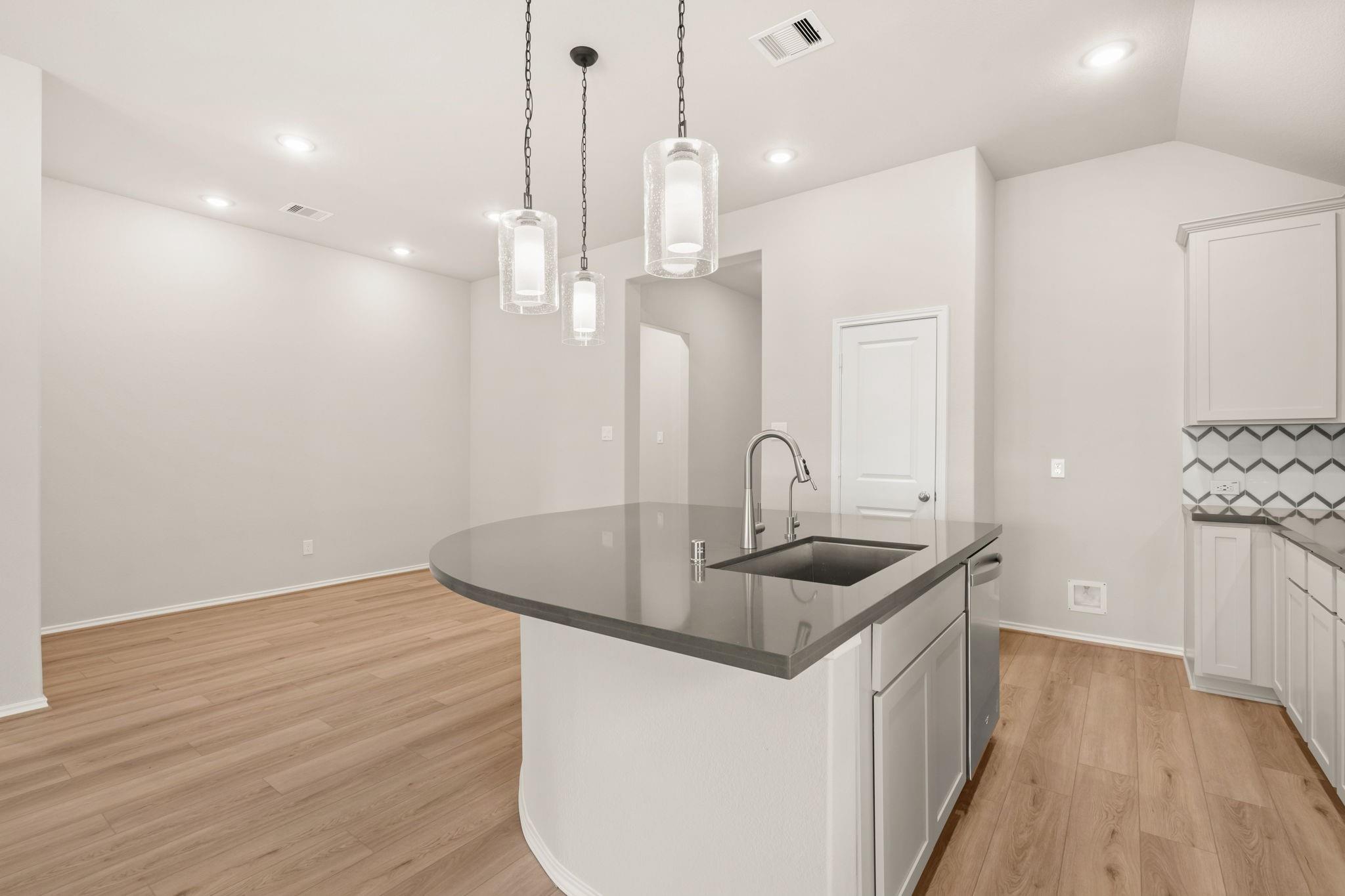 42609 Reminiscent Lane