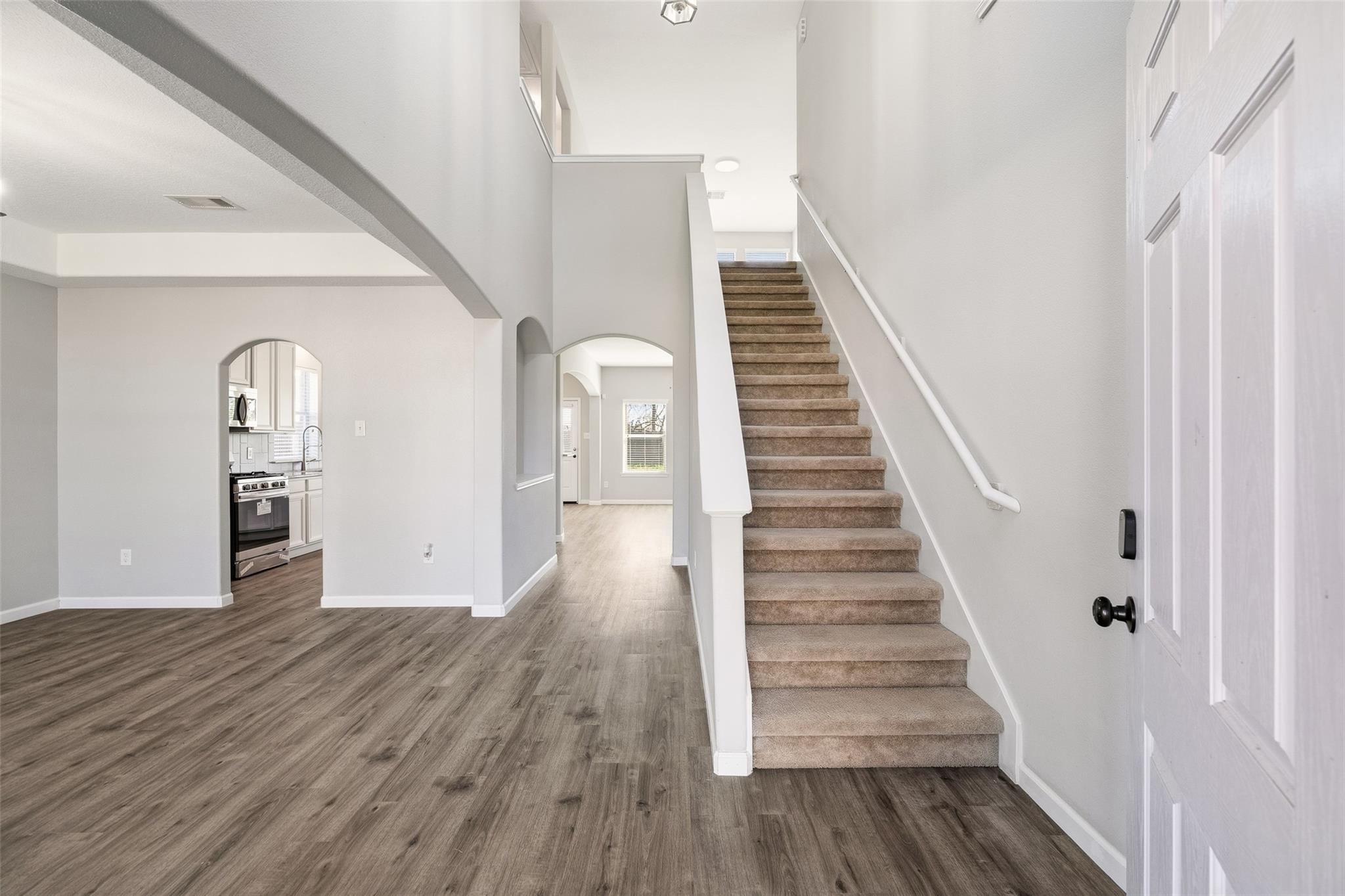 8530 E Highlands Crossing