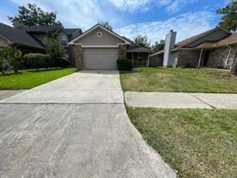 Photo of 11514 Gullwood Drive, Houston, TX 77089 (MLS # 74291559)