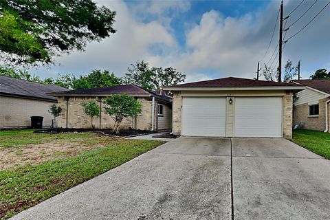 Photo of 21411 Golden Dove Drive, Spring, TX 77388 (MLS # 12274352)