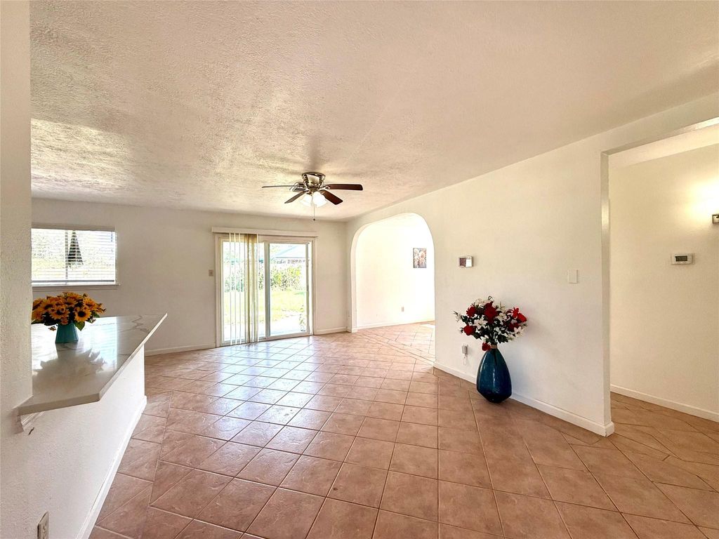 Photo of 9350 Guywood Street, Houston, TX 77040 (MLS # 94090031)