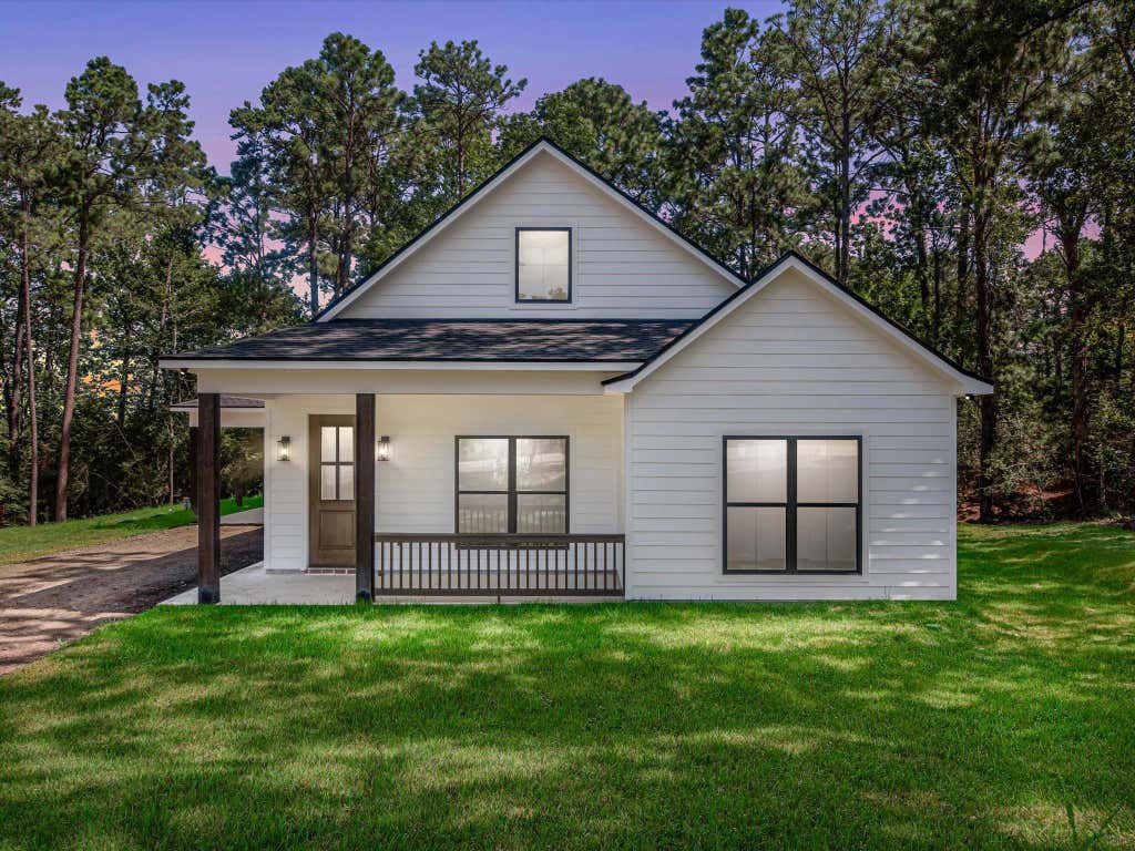 Photo of 155 Victoria Drive, Brookeland, TX 75931 (MLS # 11246222)