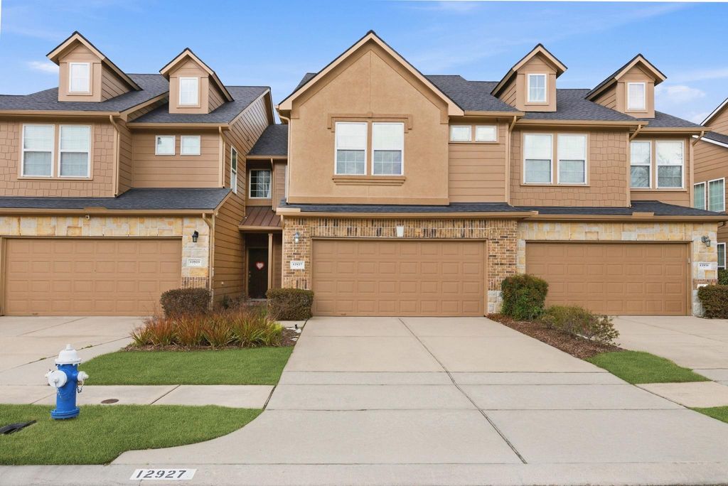 Photo of 12927 Iris Garden Lane, Houston, TX 77044 (MLS # 24105696)