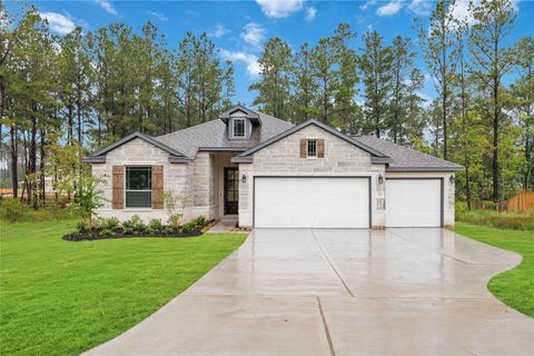 Photo of 13336 Wichita Fall Trail Road, Conroe, TX 77303 (MLS # 26877790)