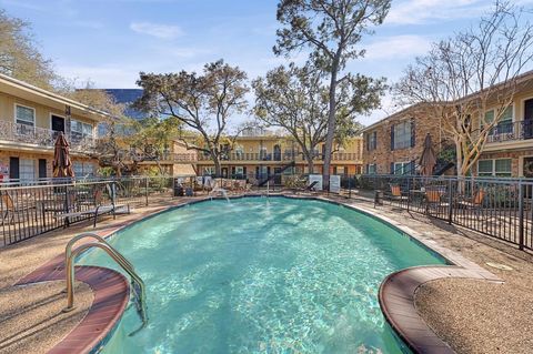 Tiny photo for 3224 Timmons Lane #141, Houston, TX 77027 (MLS # 34172182)