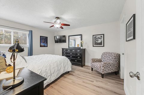 Tiny photo for 3224 Timmons Lane #141, Houston, TX 77027 (MLS # 34172182)